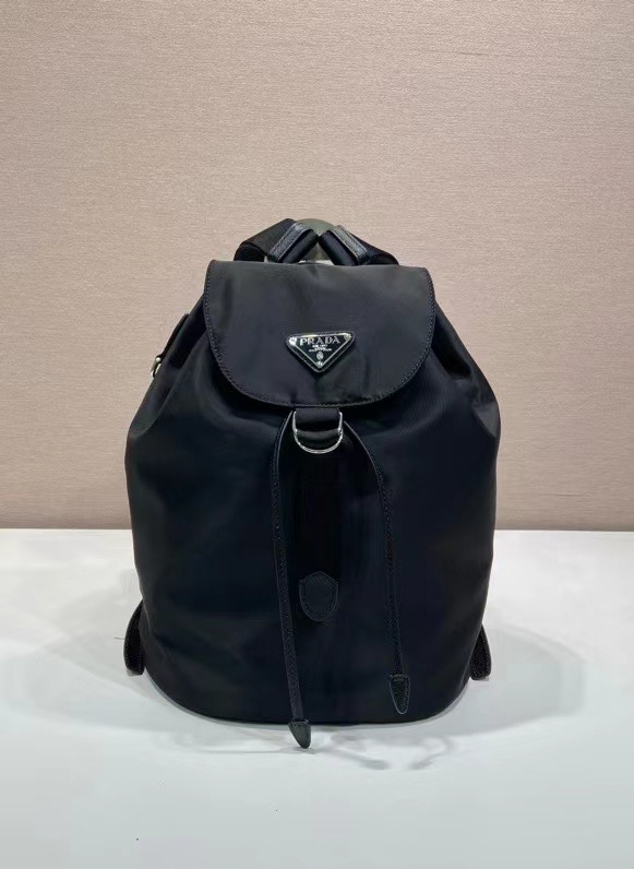 프라다 1BZ0197 백팩 25x35x15cm