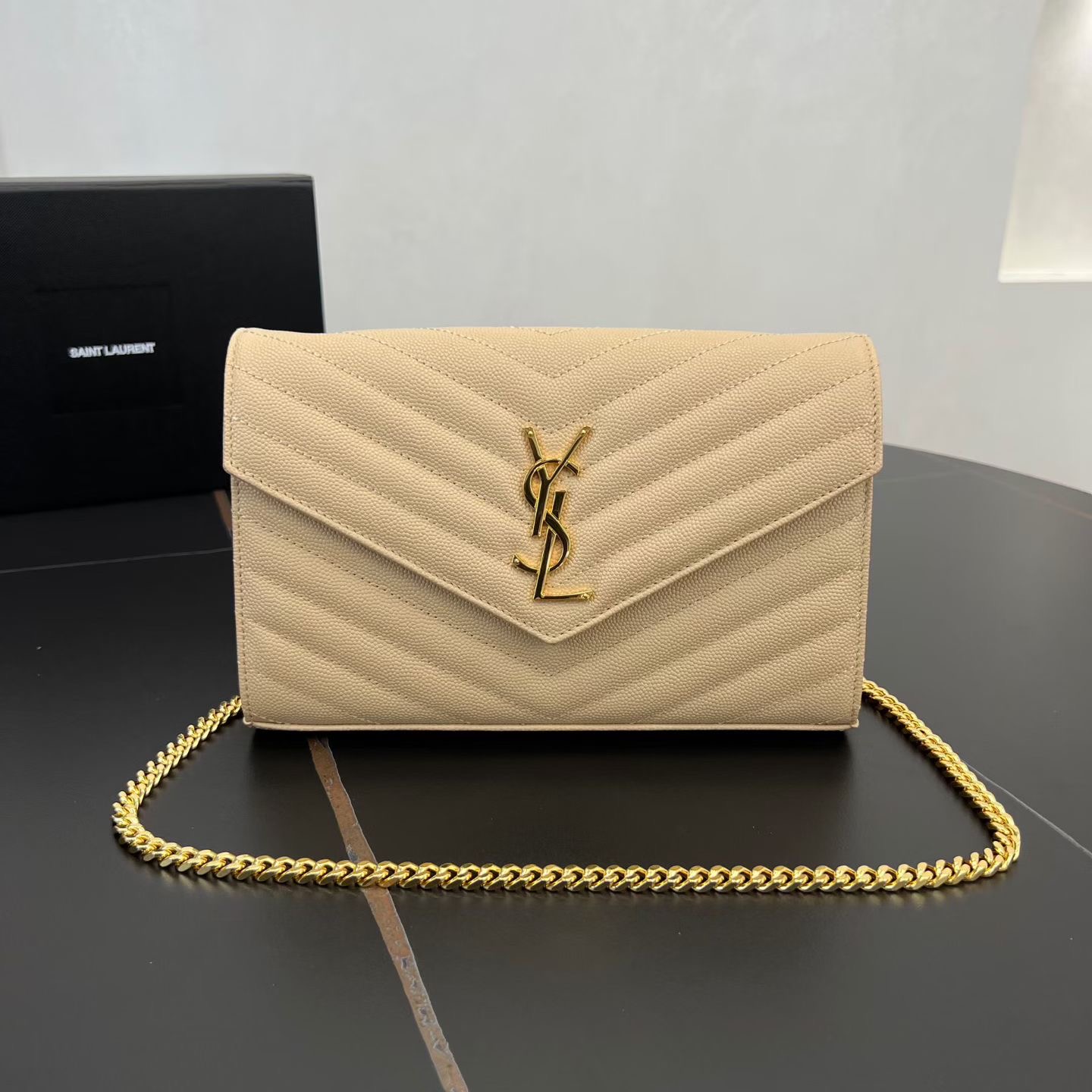 생로랑 모노그램 마틀라세 체인 숄더백 377828 22.5x14x4cm